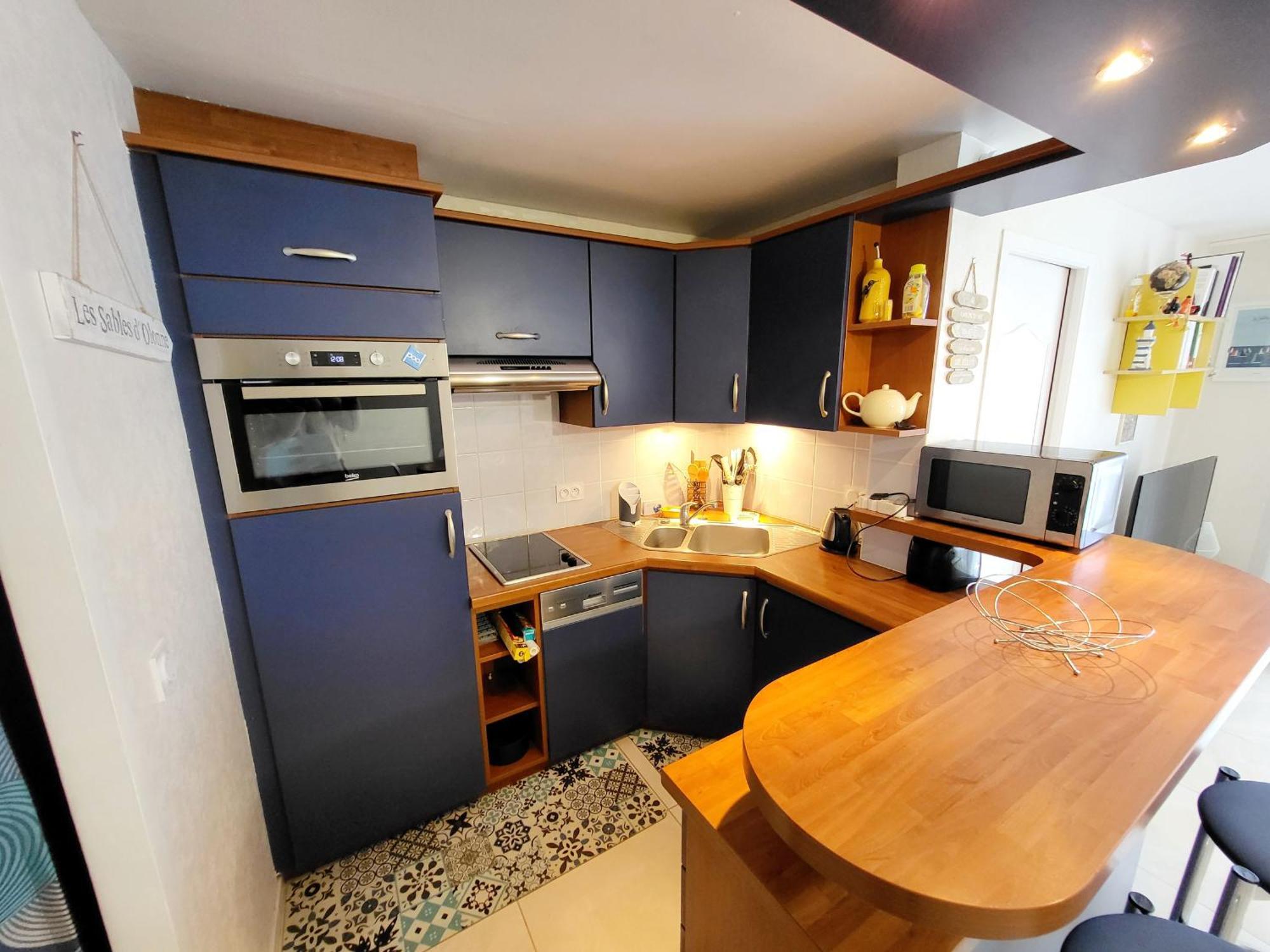 Appartement Moderne Au Centre-Ville, 150M Plage, Wifi, Confort Ideal Pour Familles - Fr-1-92-876 莱萨布勒-多洛讷 外观 照片