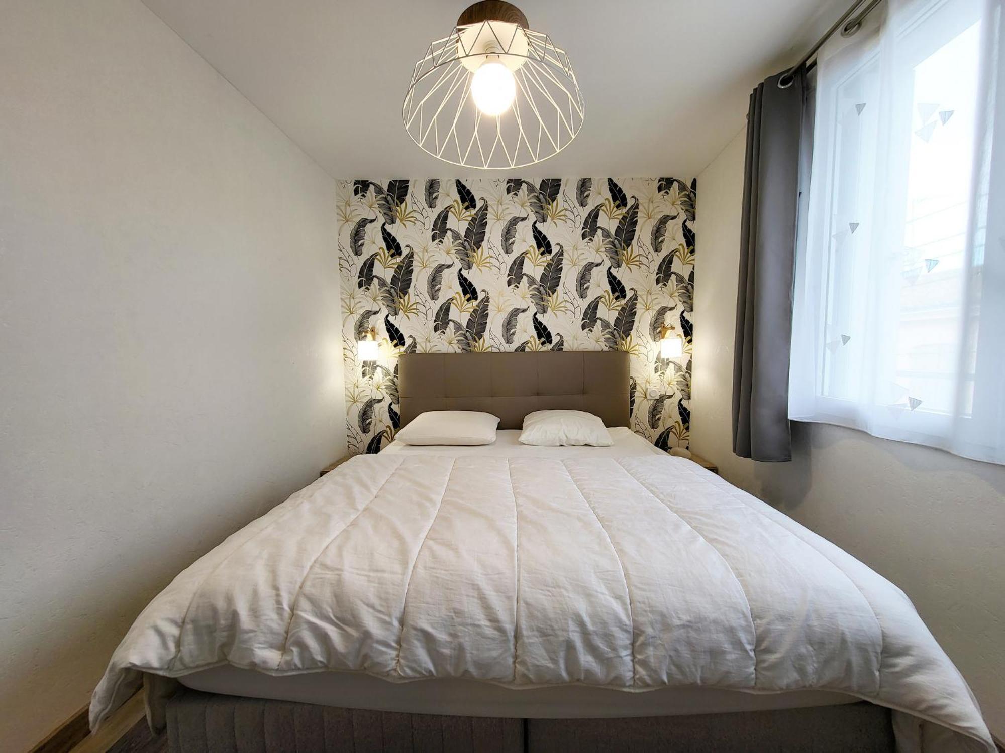 Appartement Moderne Au Centre-Ville, 150M Plage, Wifi, Confort Ideal Pour Familles - Fr-1-92-876 莱萨布勒-多洛讷 外观 照片