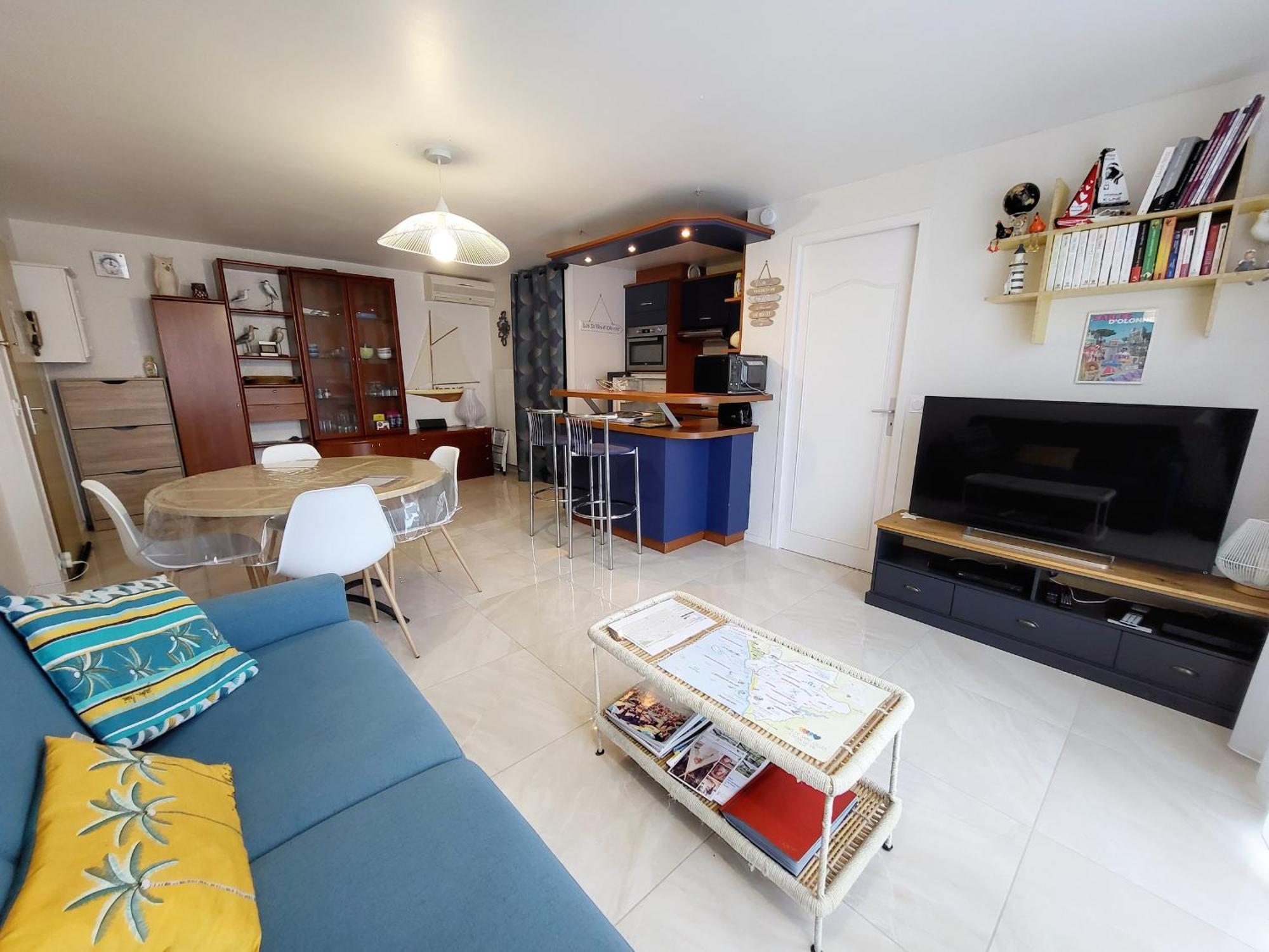 Appartement Moderne Au Centre-Ville, 150M Plage, Wifi, Confort Ideal Pour Familles - Fr-1-92-876 莱萨布勒-多洛讷 外观 照片